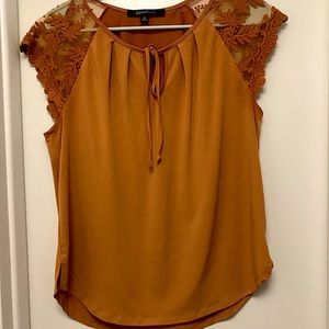 Burnt Orange Size Medium Short Sleeved Blouse